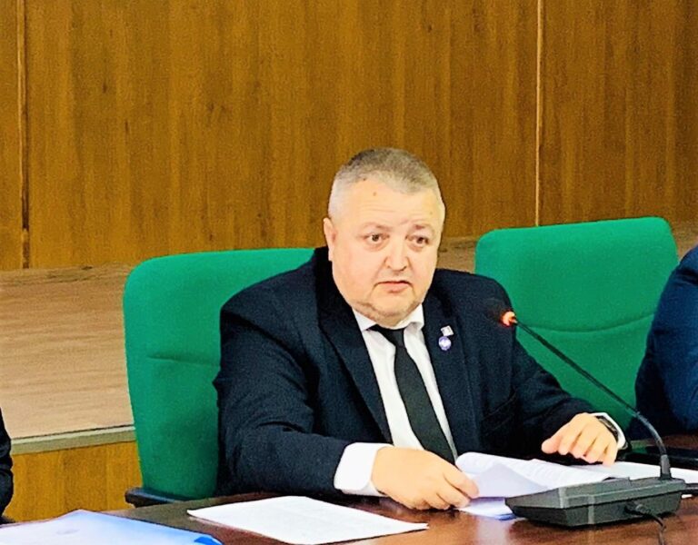Prefectul județului Vaslui cere controale în piețe, în  preajma Sărbătorilor Pascale: ”Faceți aprovizionarea de sărbători doar în centre autorizate”