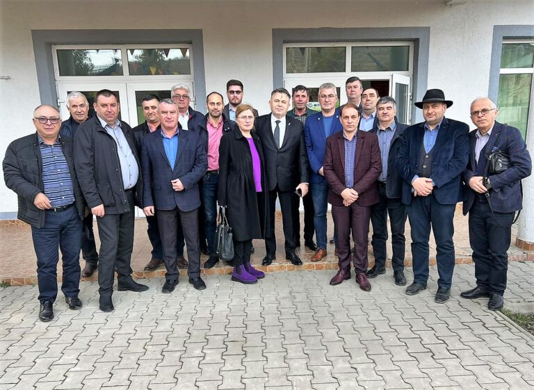 Primarii liberali, ședință cu conducerea județeană PNL! ”Colegii din teritoriu se pot baza pe sprijinul nostru”, spune secretarul general al PNL Vaslui, Daniel Onofrei