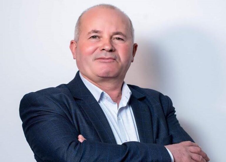 Liceul Vladia și alte cinci școli din comuna Dragomirești vor fi dotate cu echipamente și mobilier, prin PNRR