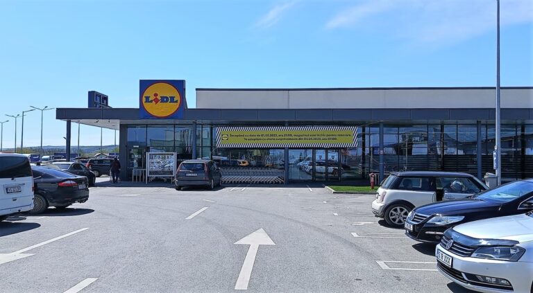 Vasluienii se vor bate pe aceste produse, săptămâna grecească în magazinele LIDL