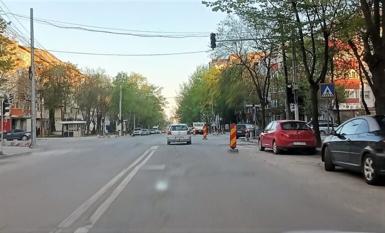 Cea mai aglomerată intersecție din Vaslui nu va avea semafoare, în minivacanța de 1 mai