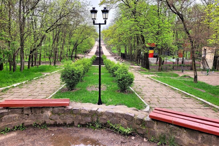 Bârlădeni, vi se pregătește ceva! ”Vor fi surprize în procesul de modernizare a Grădinii Publice”, anunță primarul Boroș