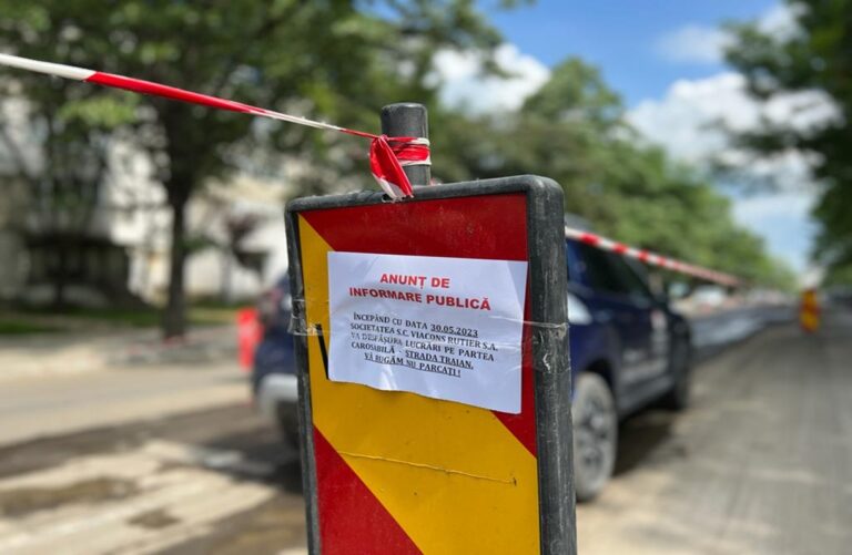 Drumarii de la Viacons Rutier toarnă primul strat de asfalt pe Bulevardul Traian, din Vaslui! Este o zi specială pentru oraș