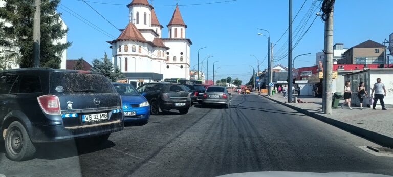 Cel mai mare HAOS rutier din istoria municipiului Vaslui! „Este ceva de groază” (FOTO)