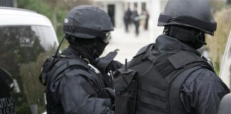 Percheziții în județul Vaslui, liceenii consumau ”Vape” ce conțineau droguri