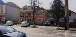 Interlopi de Negrești. Au bătut un bărbat de 56 de ani, care sărise să apere o femeie, și i-au distrus bicicleta
