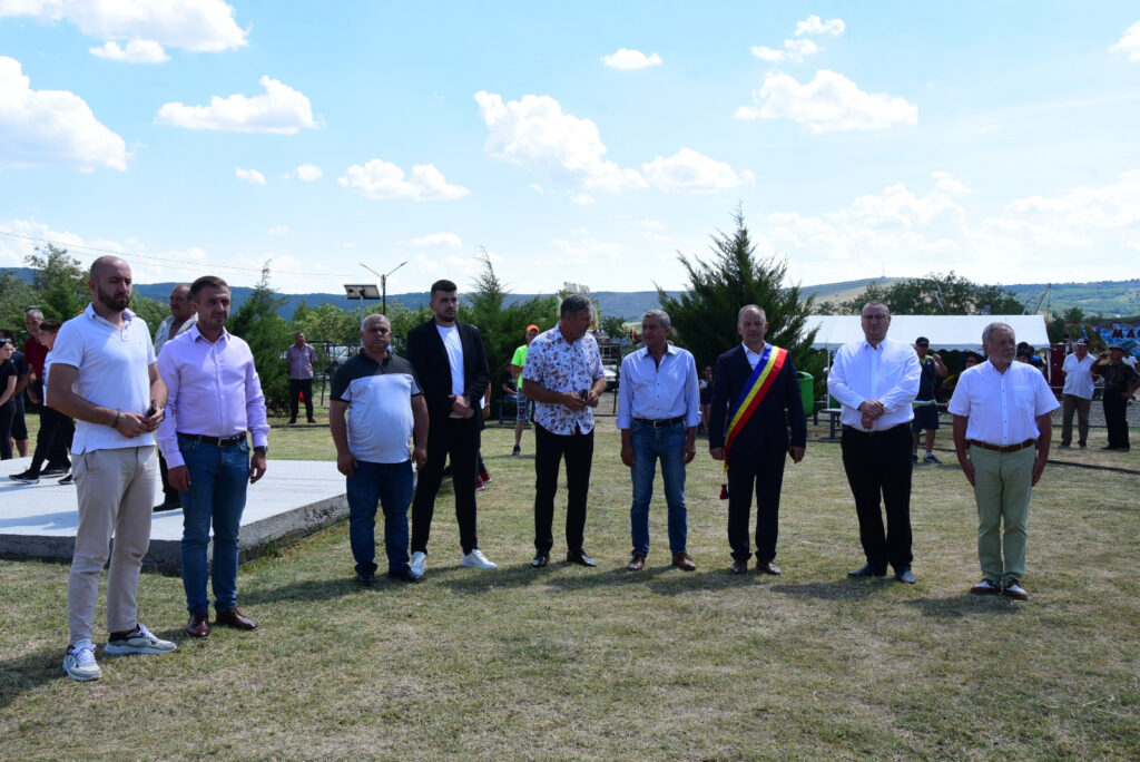 De nouă ani, fiii comunei Todirești se întâlnesc la Ziua Comunei. Muzică bună, dansuri și veselie, ediția 2023 8 sarbatoare todiresti 5
