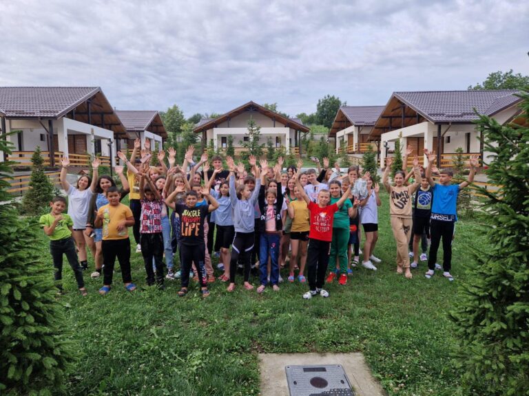 Ziua 1 – #Aventuraverii a început, tabăra TSD de la Pădureni și-a deschis porțile