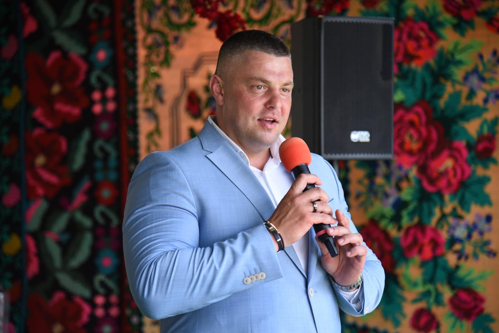 Este tânăr, extrem de activ și prezent în tot județul! Tânărul deputat PSD de Vaslui, în mijlocul vasluienilor 7 ziua stefan cel mare eduard popica 2