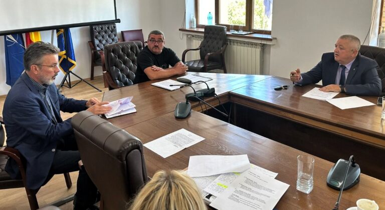 Locuitorii Bârladului, față în față cu prefectul Onofrei. ”Îi încurajez să-mi prezinte problemele”