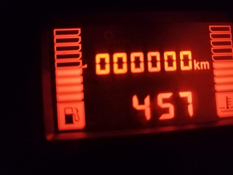 Premieră la Vaslui. Primul Logan care ajunge la 1 MILION de kilometri!