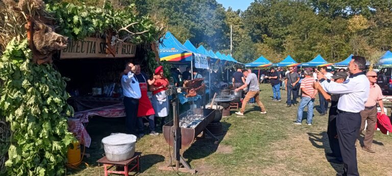 FOTO Grupa Hubertus, locul I la Festivalul Vânătorilor. Marele premiu a plecat la Bârlad