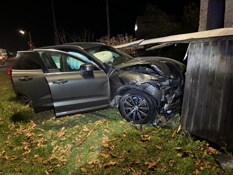 Accident, seara trecută, la intrarea în Vaslui, depășire imprudentă