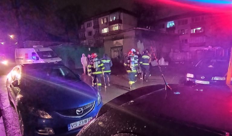 VIDEO, FOTO Alarmă falsă la blocul 32, zeci de pompieri, polițiști și ambulantieri puși pe drumuri
