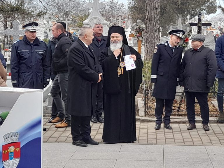 Prefectul Daniel Onofrei a participat la depunerea de coroane, de Ziua Eroilor Revoluției