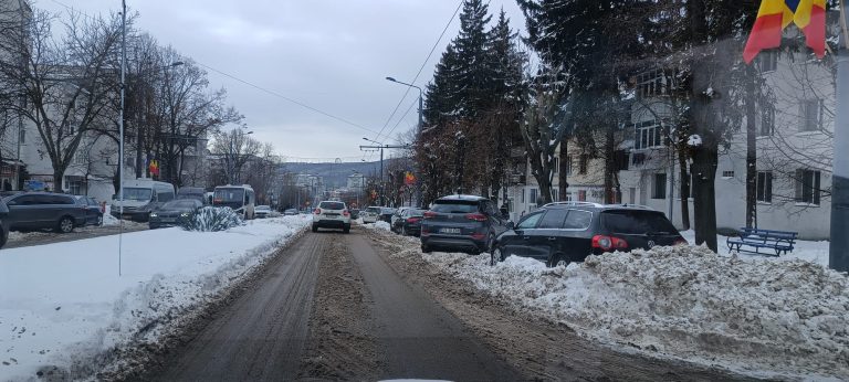 Plecați la munte? Meteorologii anunță ninsori în mare parte a țării, până sâmbătă seara