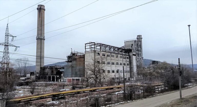 Un vasluian pasionat de fotografii a pus pe jar autoritățile. Ce s-a întâmplat la fostul CET