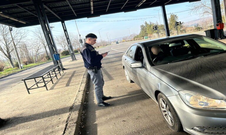 Un moldovean a încercat să păcălească polițiștii de frontieră de la Albița cu un permis de Transnistria