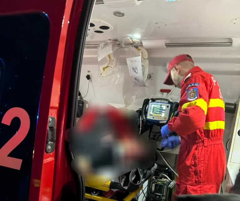 Accident la Tutova, două victime conștiente
