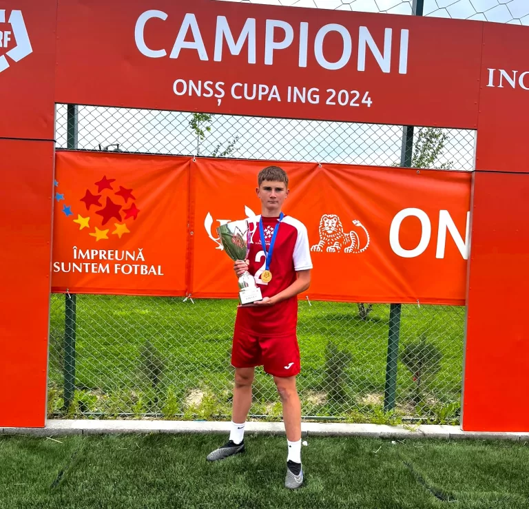 Campionii, campionii! Vasluianul Darius Ladaru a câștigat finala Olimpiadei Naționale a Sportului Școlar
