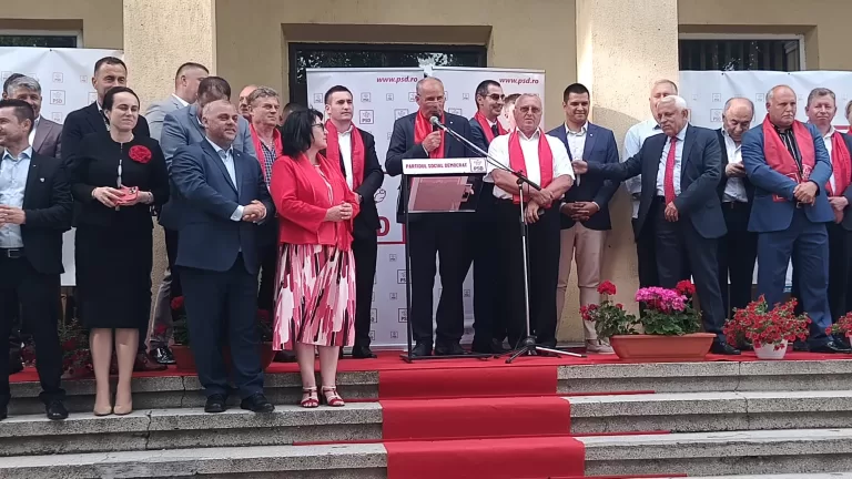 FOTO, VIDEO Sute de negreșteni au participat la lansarea candidatului PSD la Primăria Negrești. ”Îl susțin pe dl. Bran”