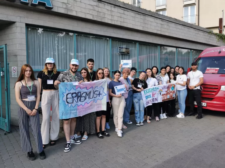 20 de elevi ai Școlii Postliceale Sanitare ”Radu Miron” Vaslui participă la un program Erasmus în Dresda, Germania