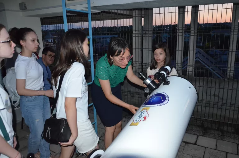 Nou telescop, la Observatorul Astronomic din Bârlad. Investiția, finanțată de firmele Safir, Evel H Company și Energoconstruct