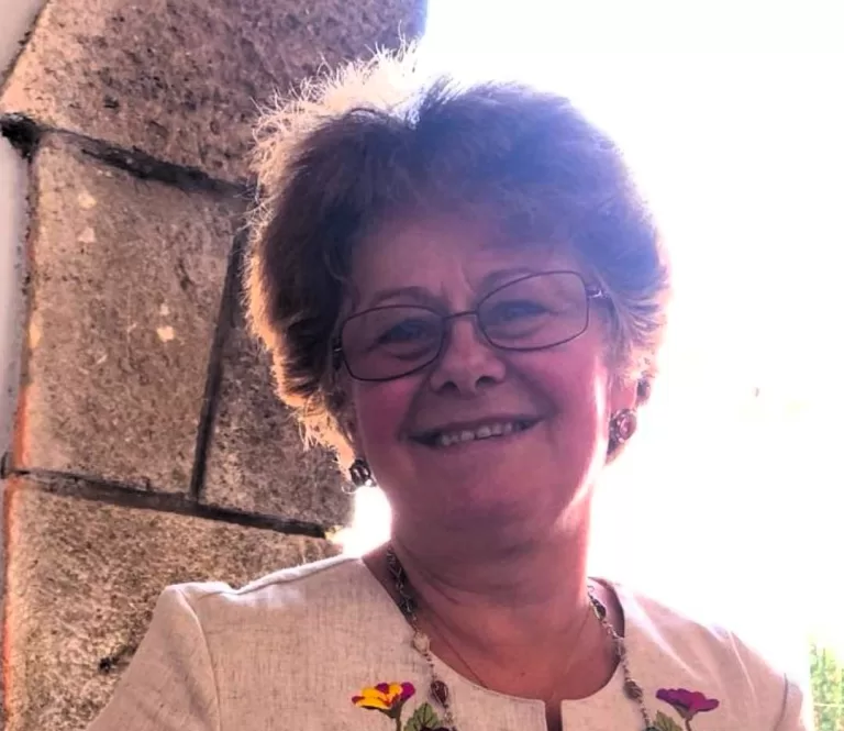 Doliu în învățământul vasluian! A murit o profesoară de excepție! Dumnezeu s-o ierte!
