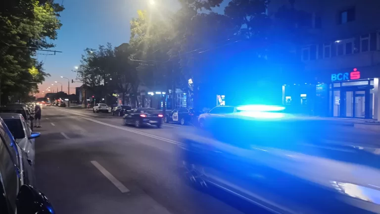 Beat la volan, prins de TREI ori de polițiști, într-o SINGURĂ zi, și lăsat în libertate! S-a întâmplat în Vaslui