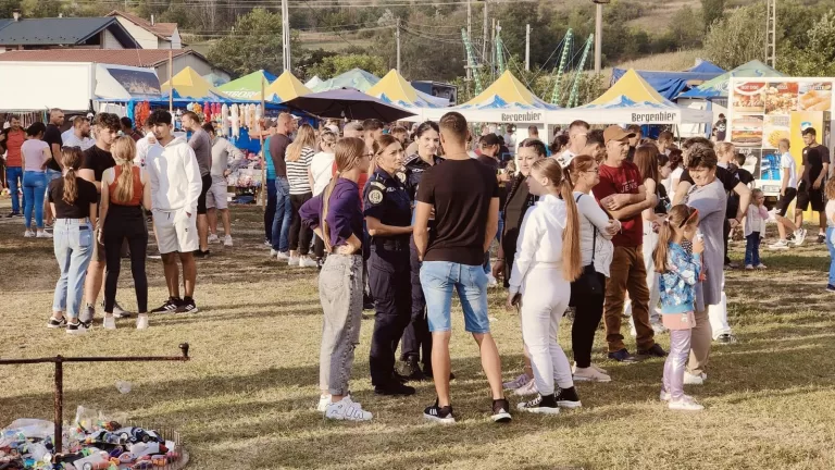 Acțiune de prevenire a furturilor din locuințe, la Hoceni