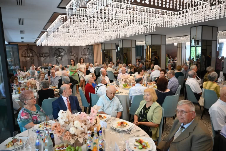 Cuplurile cu 50 de ani de căsnicie, sărbătorite în cadrul Zilelor Culturale ale municipiului Vaslui