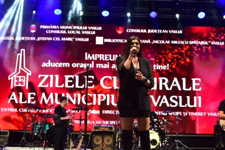 Ultima seară a Zilelor Culturale ale Municipiului Vaslui. Primarul Vasile Pavăl a mulțumit vasluienilor pentru că i-au fost alături în cei 16 ani de mandat