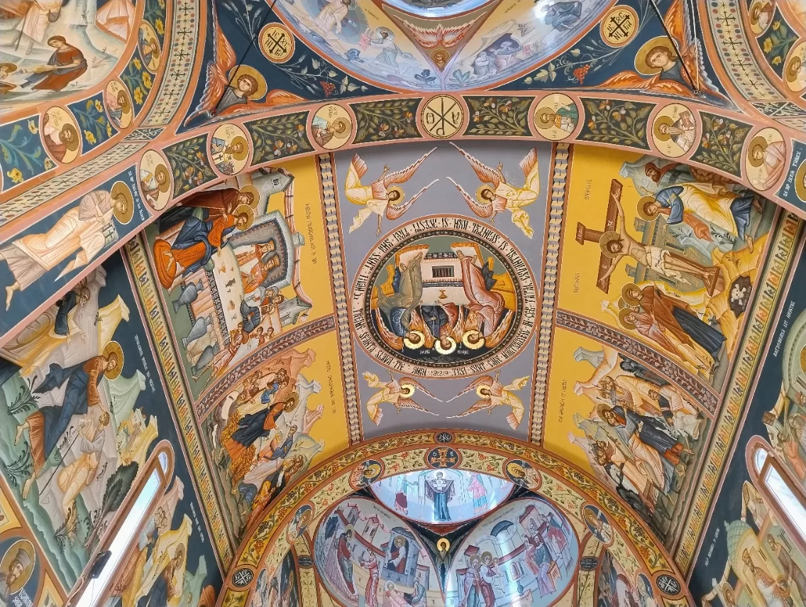 biserica sfintii mihai si gavril traian 18 jpg