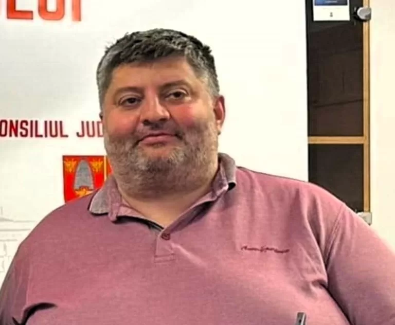Deputatul Adrian Solomon și Partida Romilor, în război deschis cu patronul ziarului Vremea Nouă. Urmează plângeri penale