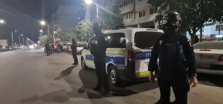 Bătaie teribilă, terminată la spital, la Bârlad. Trei bărbați sunt arestați