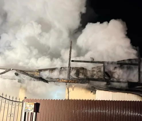 butelie incendiu bacani 4