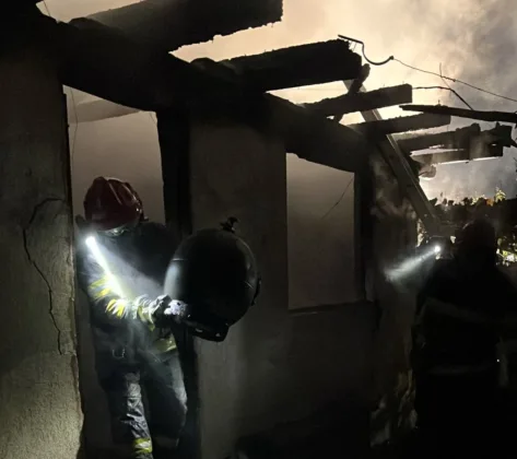butelie incendiu bacani 5