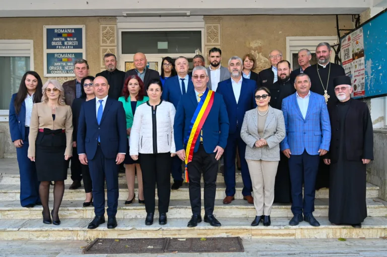 Primarul orașului Negrești, Cristi Rusu, a depus jurământul. ”Voi face treabă la Negrești, până plec în Parlament”
