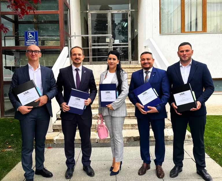 USR Vaslui a depus listele la Biroul Electoral Județean. Deputatul Botez, cap de listă
