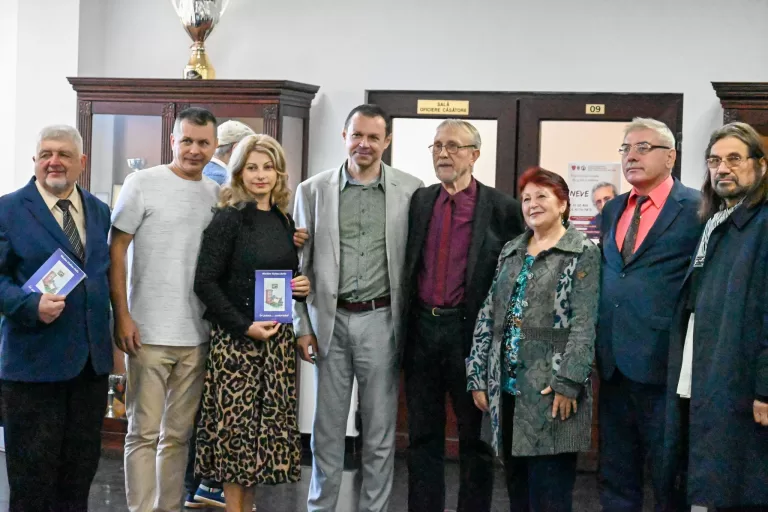 FESTIVALUL UMORULUI De 50 de ani, în slujba SATIREI! Nicolae Viziteu, aplaudat la Primăria Vaslui