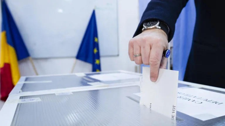 ULTIMA ORĂ Cum se va vota în 4-18 mai și ce bani iau persoanele din secțiile de votare