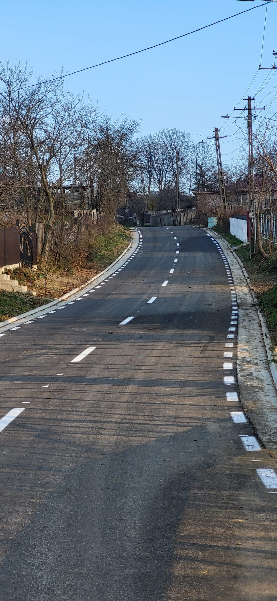 Viacons Rutier a făcut un frumos cadou de An Nou pentru locuitorii din comuna Cozmești 4 drumuri viacons rutier cozmesti 124