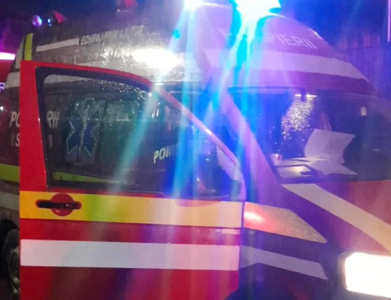 Accident în zona benzinăriei Mol, din cartierul 13 Decembrie, la Vaslui