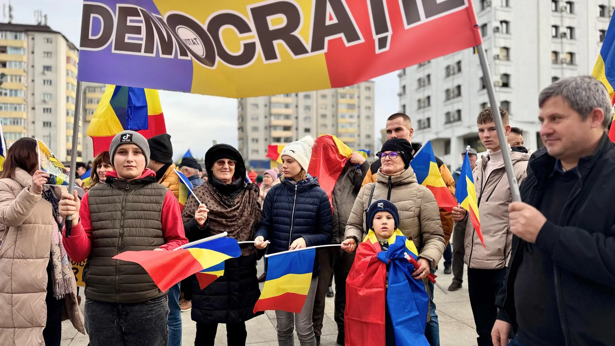 protest aur prefectura vaslui 126 jpg