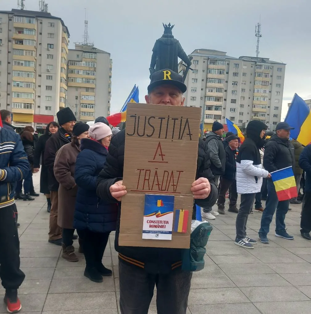 protest aur prefectura vaslui 128 jpg