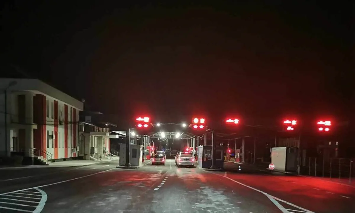 Autoturism radiat din circulație în Olanda, descoperit la Albița