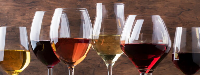 NăzdrăVIN crește! Program extins, mai multe crame și experiențe pentru iubitorii de vin la Bârlad