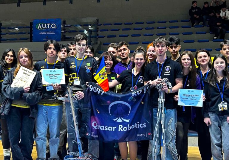 Quasar Robotics Huși a câștigat premiul Control Award II, la campionatul internațional din Italia (FOTO)