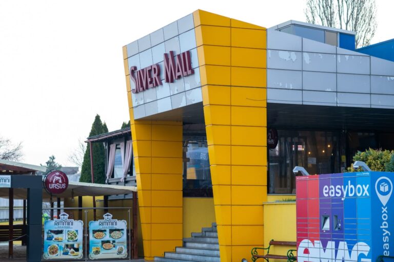 De vineri, Târg de Primăvară, la Silver Mall Vaslui. Liber la mărțișoare și voie bună!