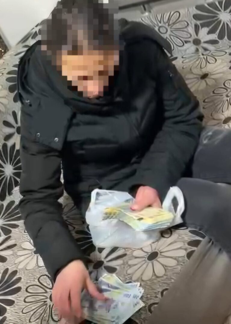 Doi bătrâni din Lipovăț au fost adormiți cu somnifere, după care li s-a furat suma de 27.000 lei